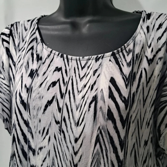 Calvin Klein Cold Shoulder Shirt - Picture 3 of 7